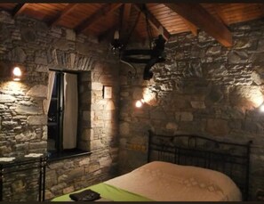 Room - Adorable 2 bedrooms villa with swimmingpool AC in peaceful Kirazlı Kusadasi Efes (Kirazlı)