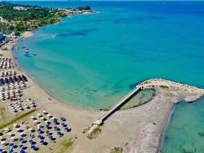 Beach nearby - Skouna 2 Luxury Suite (Roda)