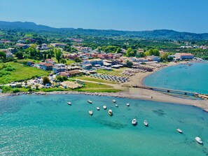 Beach nearby - Skouna 2 Luxury Suite (Roda)