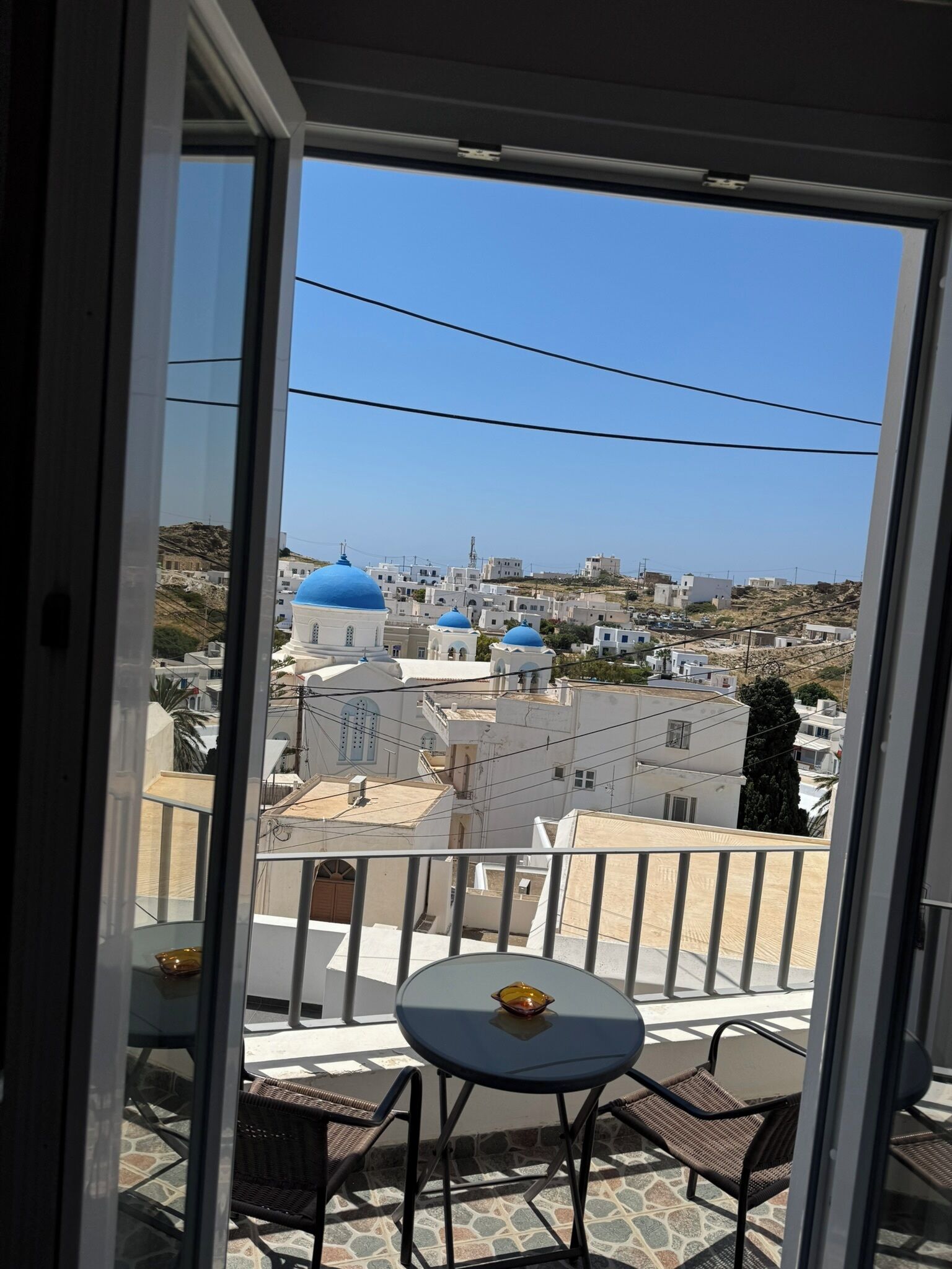 Standard-Doppelzimmer, Balkon, Hafenblick | Terrasse/Patio
