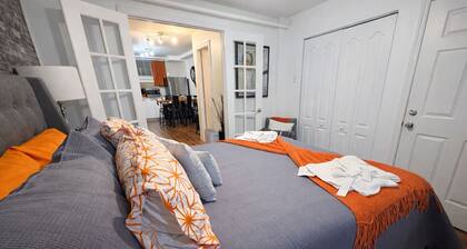 Cozy & Affordable Montreal 1BR Getaway