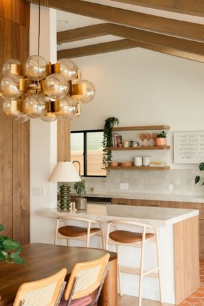 Dining - Modern Luxury Retreat w/ Pool Spa & Stunning Views (Los Angeles)