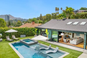 Pool - Modern Luxury Retreat w/ Pool Spa & Stunning Views (Los Angeles)