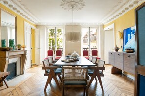 Dining - Saint Germain Artiste (Paris)