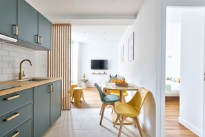 Dining - Le Poulidor, à 15 min de Paris (Saint Ouen)