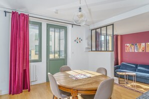 Dining - Le Boisé - Gites Bo - Studio Apartment, Sleeps 4 (Baubigny)