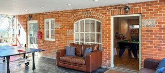 5 bedroom accommodation in Carsington, near Ashbourne