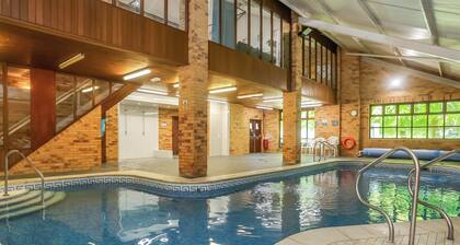 5 bedroom accommodation in Carsington, near Ashbourne