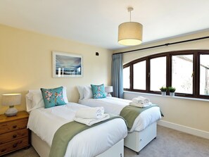 3 bedrooms, free WiFi - 3 bedroom accommodation in Carsington, near Ashbourne (Carsington, near Ashbourne)