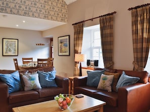 TV, fireplace - 2 bedroom accommodation in Glendaruel (Glendaruel)