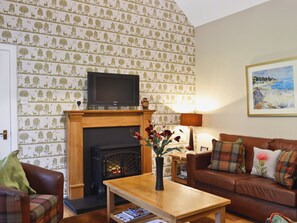 TV - 3 bedroom accommodation in Glendaruel (Glendaruel)