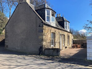 Exterior - 2 bedroom accommodation in Lower Largo (Lower Largo)