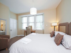 1 bedroom, free WiFi - Marjorie's Cottage - SXXL (Glendaruel)