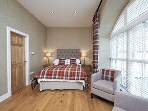 Double bedroom | Home Farm - Glendaruel Lodge, Glendaruel - Glendaruel Lodge - SXXN (Glendaruel)