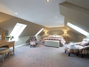 3 bedrooms, free WiFi - Glendaruel Lodge - SXXN (Glendaruel)