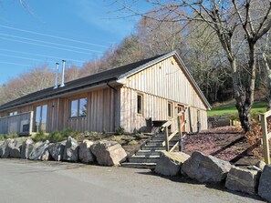 Exterior - Red Squirrel Cottage - SYYB (Inverness)