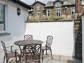 Outdoor dining - 3 bedroom accommodation in Ambleside (Ambleside)