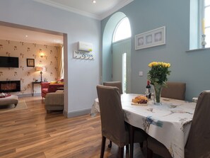 Dining - No.2 Meynell Mews - UK11365 (Breedon on the Hill)