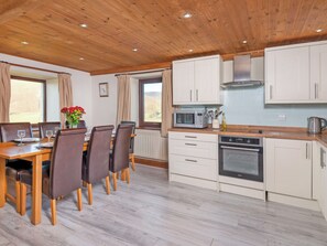 Dishwasher, high chair - Saddleback Barn-UK1160 (Mungrisdale, near Keswick)