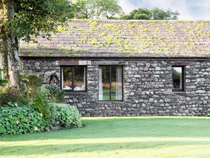 Exterior - 2 bedroom accommodation in Mungrisdale, near Keswick (Mungrisdale, near Keswick)