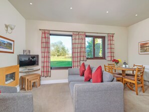 TV - 2 bedroom accommodation in Mungrisdale, near Keswick (Mungrisdale, near Keswick)