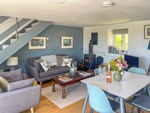 TV, fireplace - 1 bedroom accommodation in Garth, near Builth Wells (Garth, near Builth Wells)