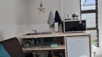 House, 1 Bedroom, Garden View | Living room