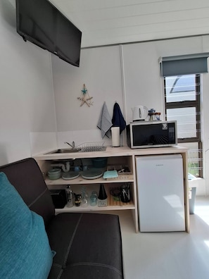 House, 1 Bedroom, Garden View | Living room - Petite Cottage Plett Close to Town (Plettenberg Bay)
