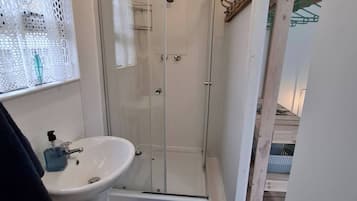 House, 1 Bedroom, Garden View | Bathroom