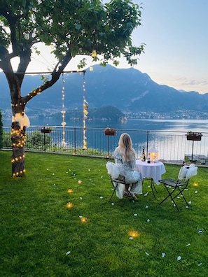 Outdoor dining - Zaffiro - Apartment with Lake View Balcony, near Bellagio (Lezzeno)