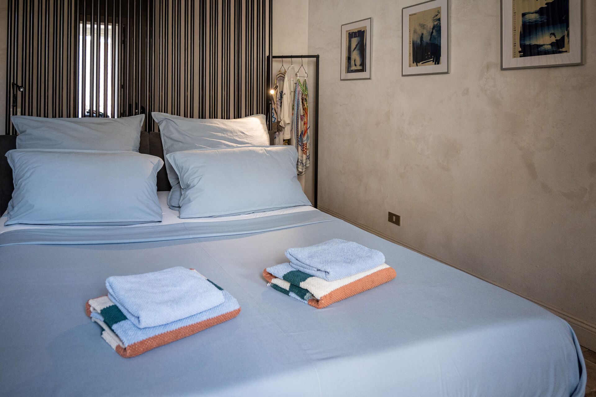 2 chambres, fer et planche à repasser, Wi-Fi, draps fournis