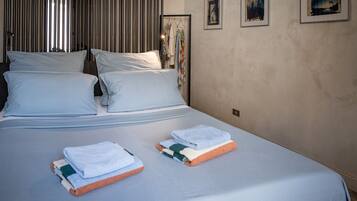 2 chambres, fer et planche Ă repasser, Wi-Fi, draps fournis