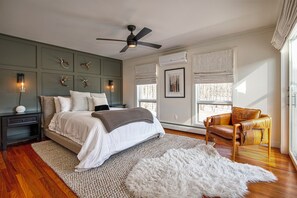 3 bedrooms, WiFi, bed sheets - Bluebird Cabin,
Tranquil, private 5 acre property, in the heart of the Catskills (Fleischmanns)