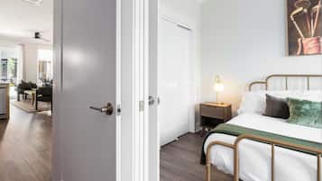 3 chambres, fer et planche à repasser, Wi-Fi, literie fournie