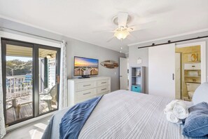 2 bedrooms, iron/ironing board, free WiFi, bed sheets - Golden Mile Oceanview Retreat (Myrtle Beach)