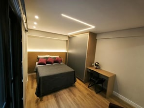 Blackout drapes, iron/ironing board, free WiFi - Studio Jardim Anália Franco (São Paulo)