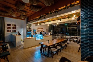 Restaurant - Marina Bay  (Nairobi)