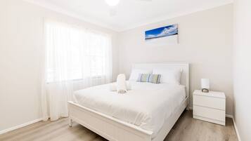 Iron/ironing board, travel cot, free WiFi, bed sheets