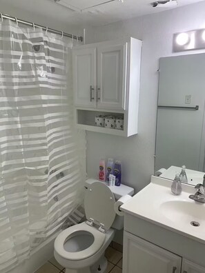Soap - Cozy 1X1 APT by Pease Park ATX (Austin)