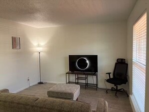 Living area - 1x1 Apt Right by Pease Park (Austin)