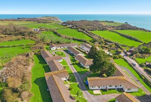 Exterior - Landscove Chalet 19 a charming and cosy South Devon holiday cottage (Brixham)