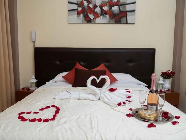 Room - Hotel Queen (Ate)