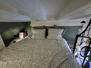 Room - Apartment 2-4 persons Hyper Centre (Beauvais)