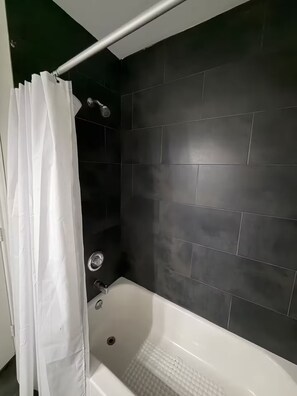 Hair dryer, soap - Comfy 2x1 Apt. Next to Mueller and Downtown (Austin)