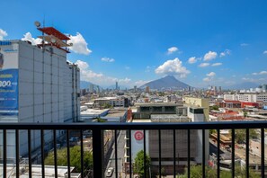 Property grounds - ¡Alberca, gym y asadores! / Barrio W / 4 personas (Monterrey)