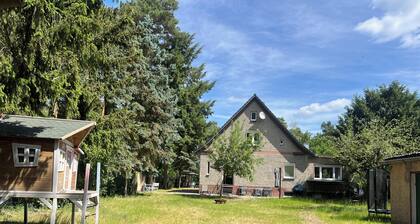 Spacious vacation home in the Spreewald with private jetty, large garden | 16+ persons