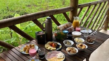 Khu ẩm thực ngoài trời