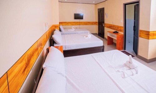 Executive Family Deluxe Modern Comfort