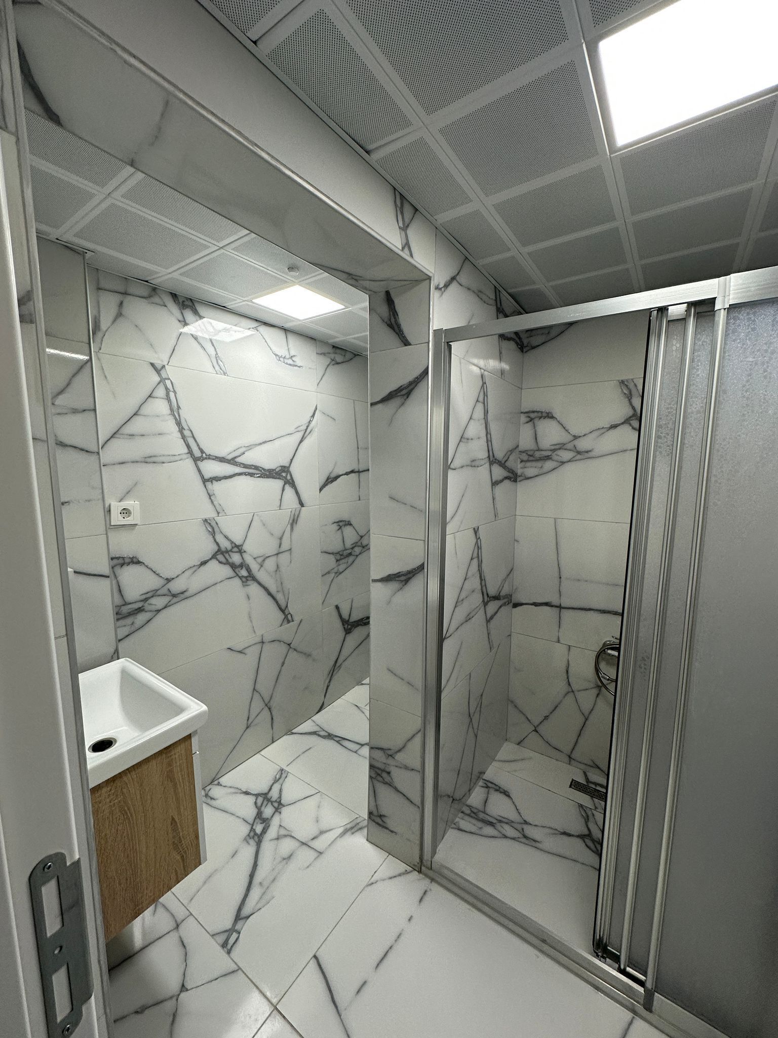 Studio, City View | Bathroom | Shower, slippers, towels, soap