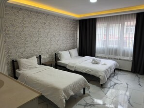 Studio, City View | Desk, iron/ironing board, free WiFi - Elit öztürk otel (Ankara)